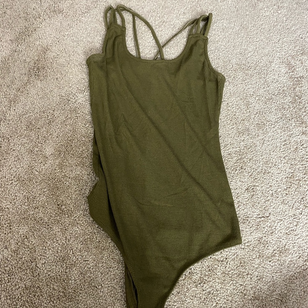 Guess bodysuit